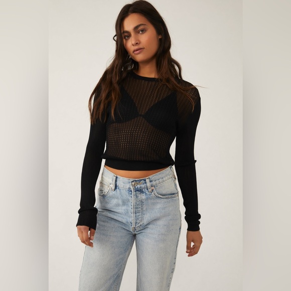 H20 Crew Pullover in Raw Garnet - Picture 6 of 6